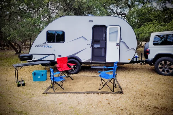 South Tejas RV Rentals-Freesolo