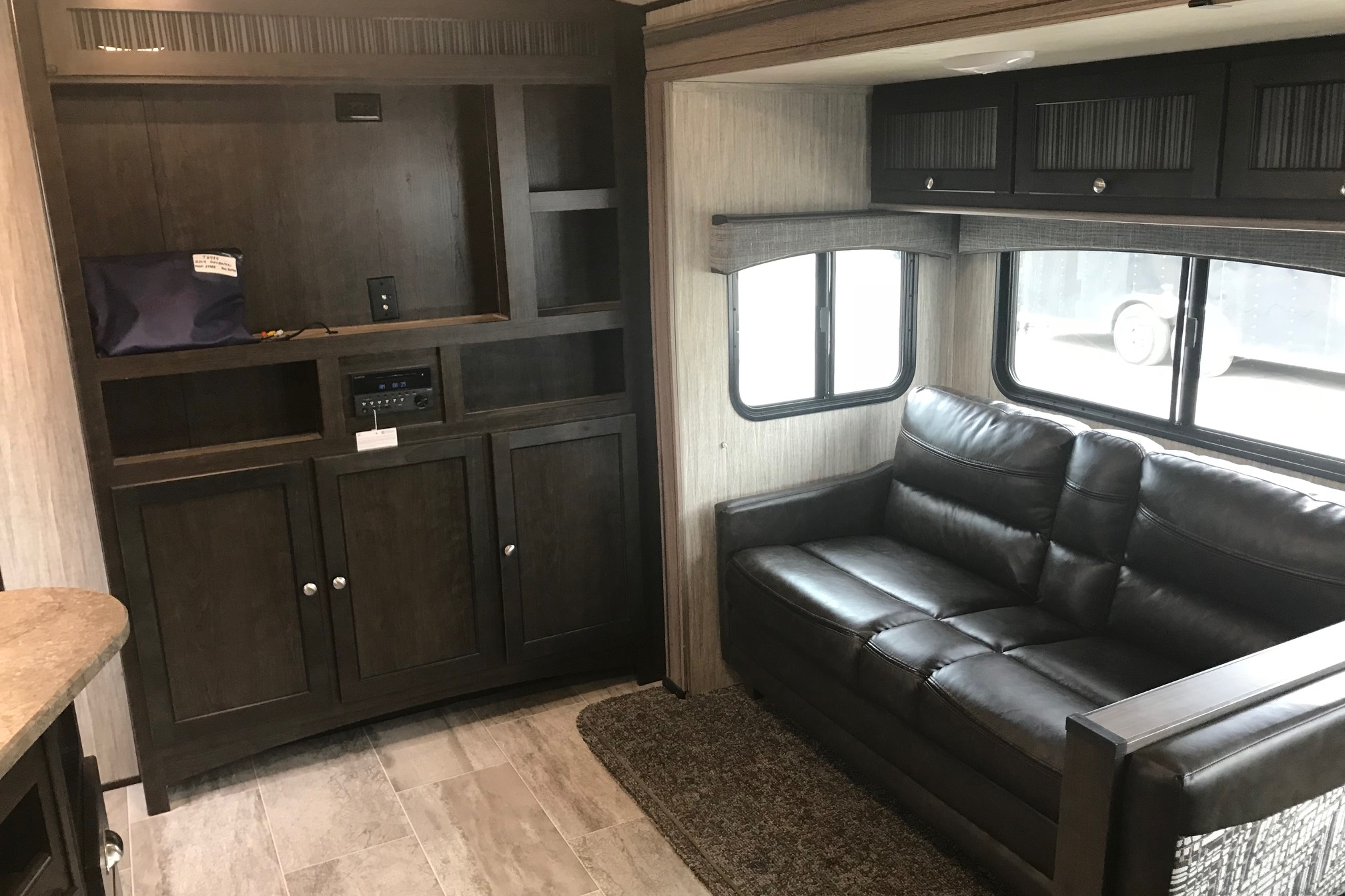 2019 HEARTLAND SUNDANCE XLT WITH TWO SEPARATE BEDROOMS!!