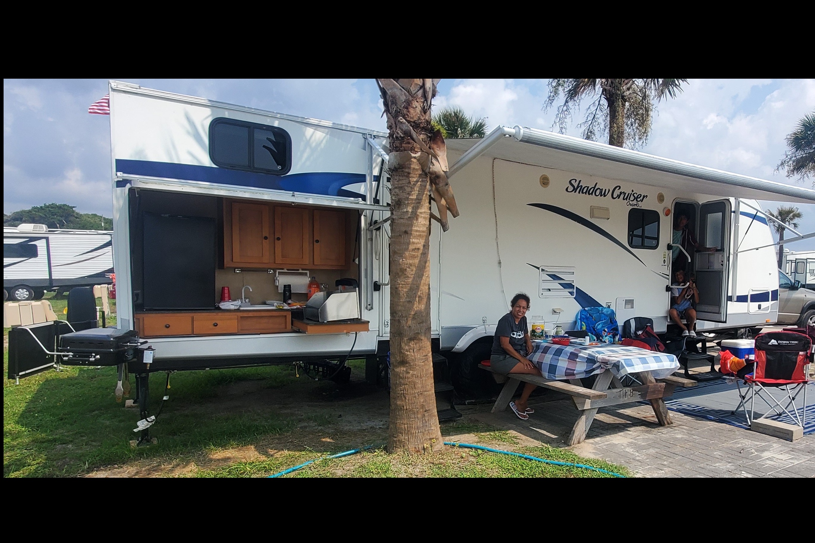 Shadow Cruiser Travel Trailer