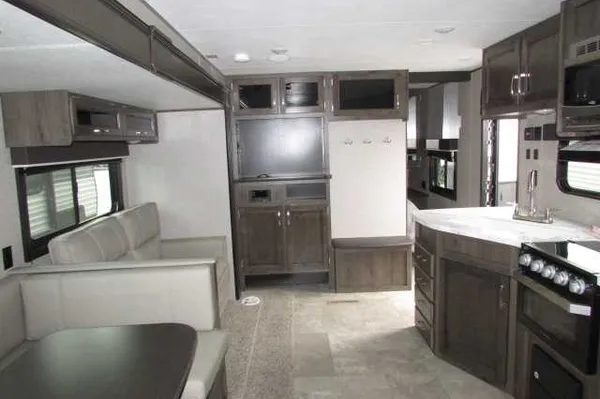 Jayco JayFlight 294qbs Travel Trailer