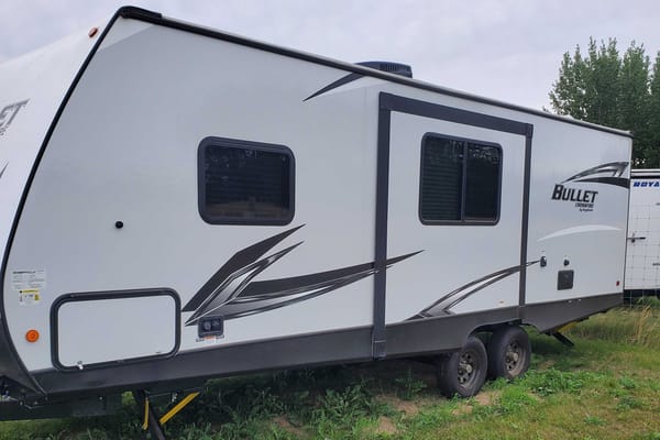 2021 Keystone 2430bh Travel Trailer