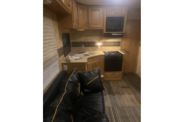 Donna's Keystone Laredo 32 RS Fifth Wheel