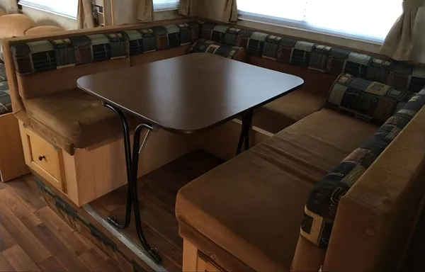 Jessica's 30’ Spree Trailer 2 slides