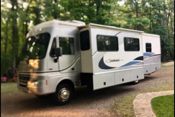 Jeff's Fleetwood Southwind Class A