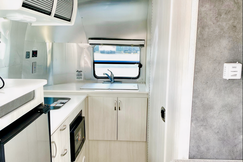 2021 Airstream Bambi 20FB