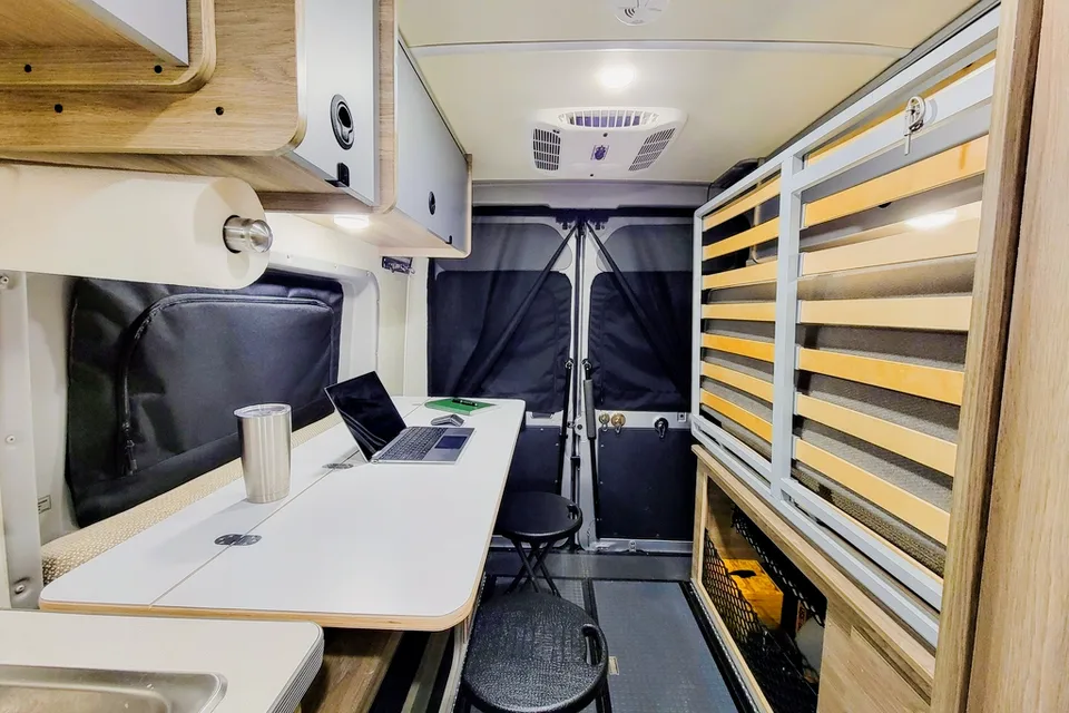 2022 Winnebago Solis - Seats 4, Sleeps 4