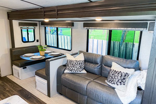 Keystone bullet 287qbs Travel Trailer