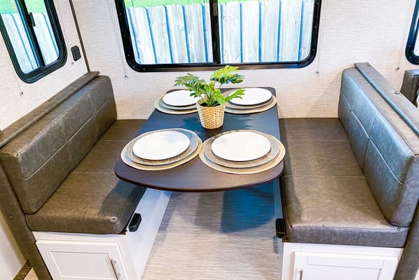 Keystone bullet 287qbs Travel Trailer