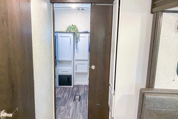 Keystone bullet 287qbs Travel Trailer