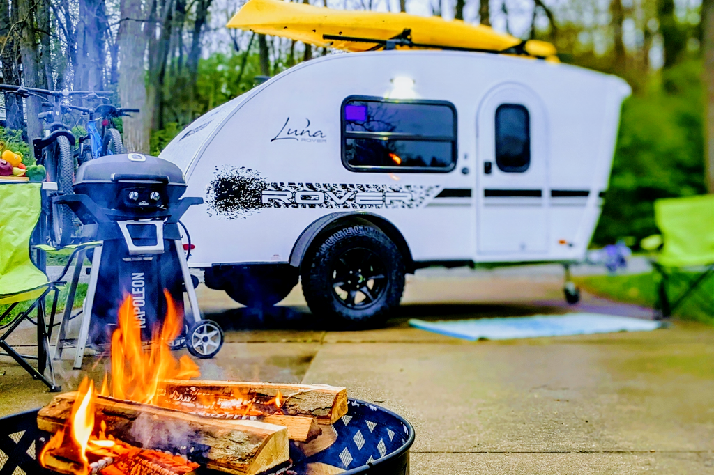 InTech Luna Rover Lightweight Overland Trailer - Overland Adventures!