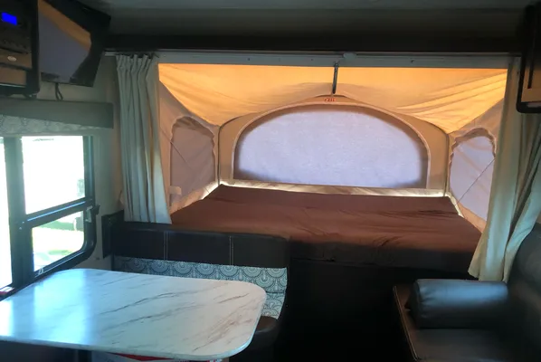 FAMILY HYBRID CAMPER