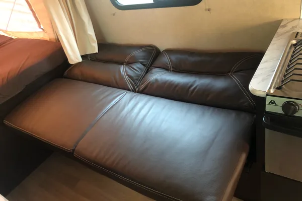 FAMILY HYBRID CAMPER