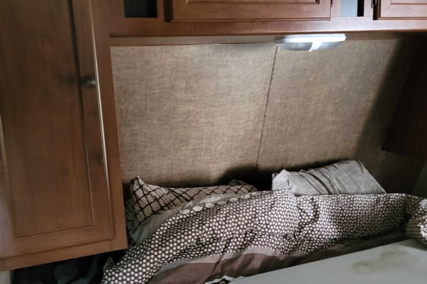 Allan's Pioneer Dq30 Travel Trailer
