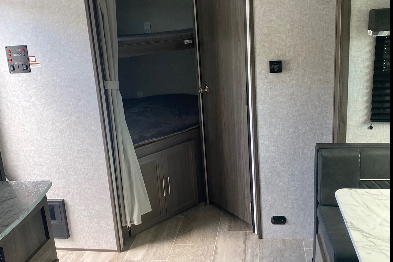 Westshore Memory Maker Bunker