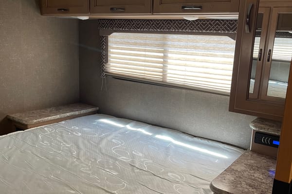 Michael's Thor Motor Coach Four Winds Chateau Class C