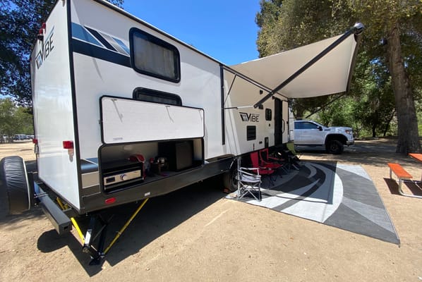 Chase's Forest River Vibe Travel Trailer