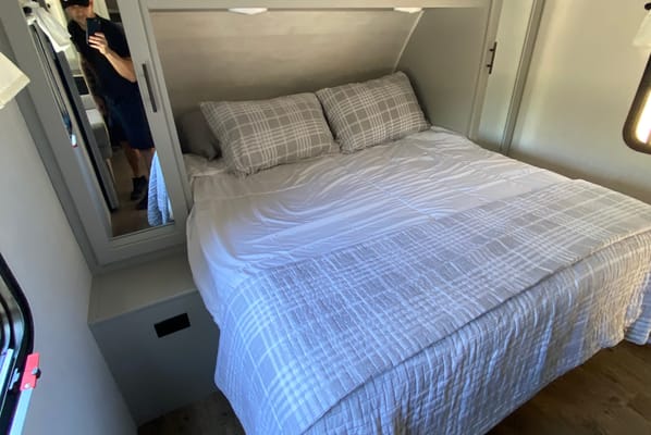 Chase's Forest River Vibe Travel Trailer