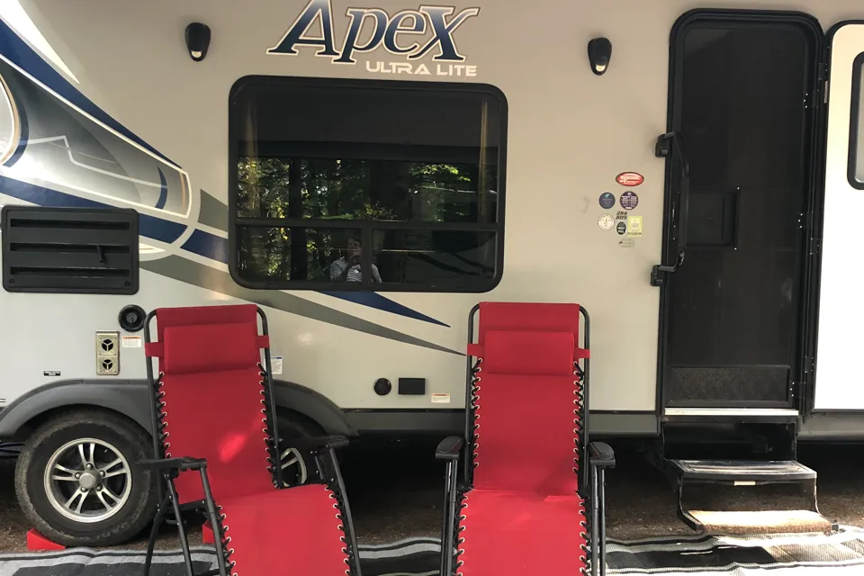 Happy Glamper RV Rental