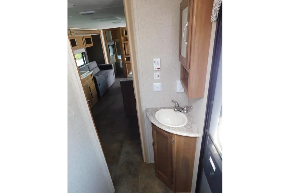 Happy Glamper RV Rental