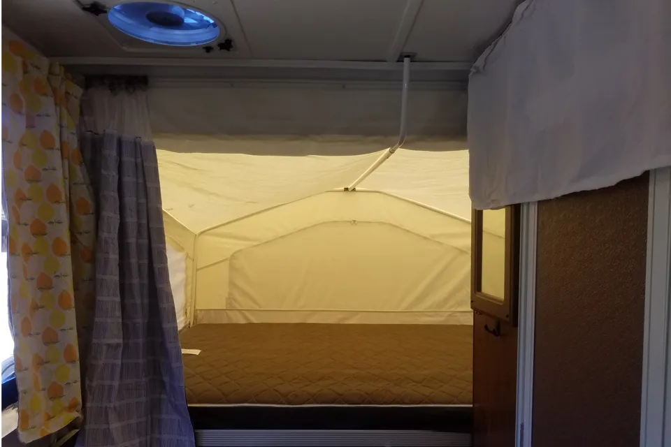 J&M's Rockwood HW 277 Tent Trailer