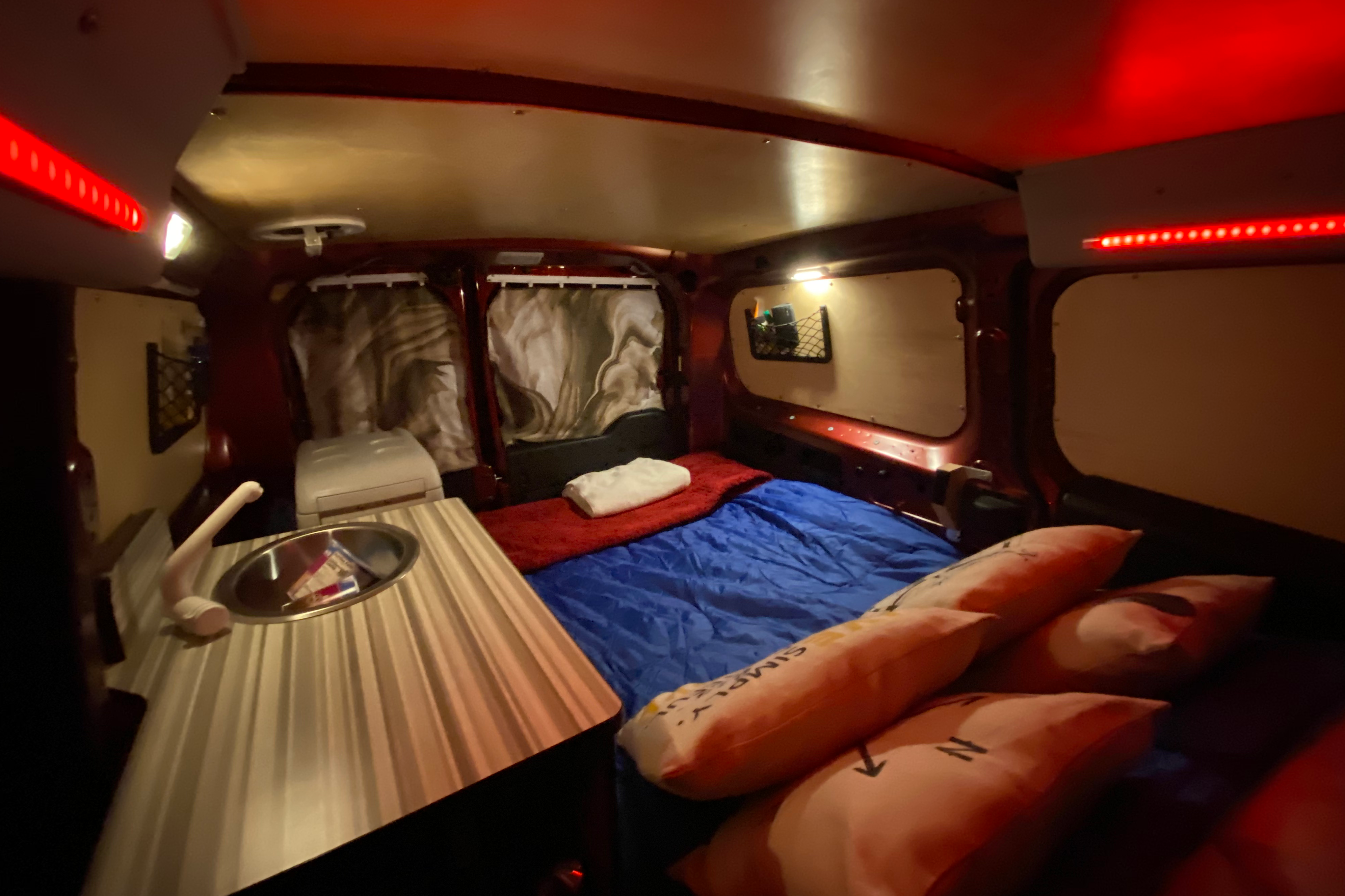 Amazing Camper Van! Fully Stocked & Cozy Adventures with “Rooster”