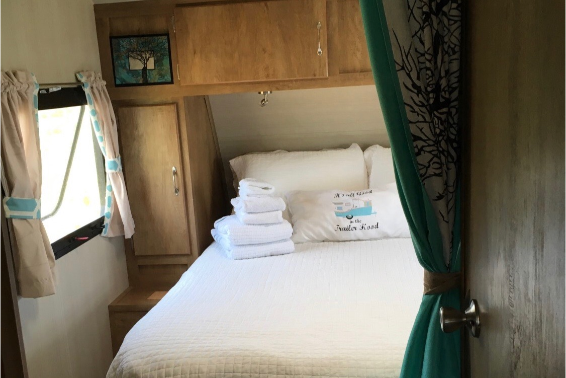 Steve's Gulf Stream Vintage Cruiser Travel Trailer