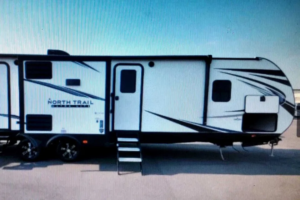 Mark's North Trail 33BUDS Travel Trailer