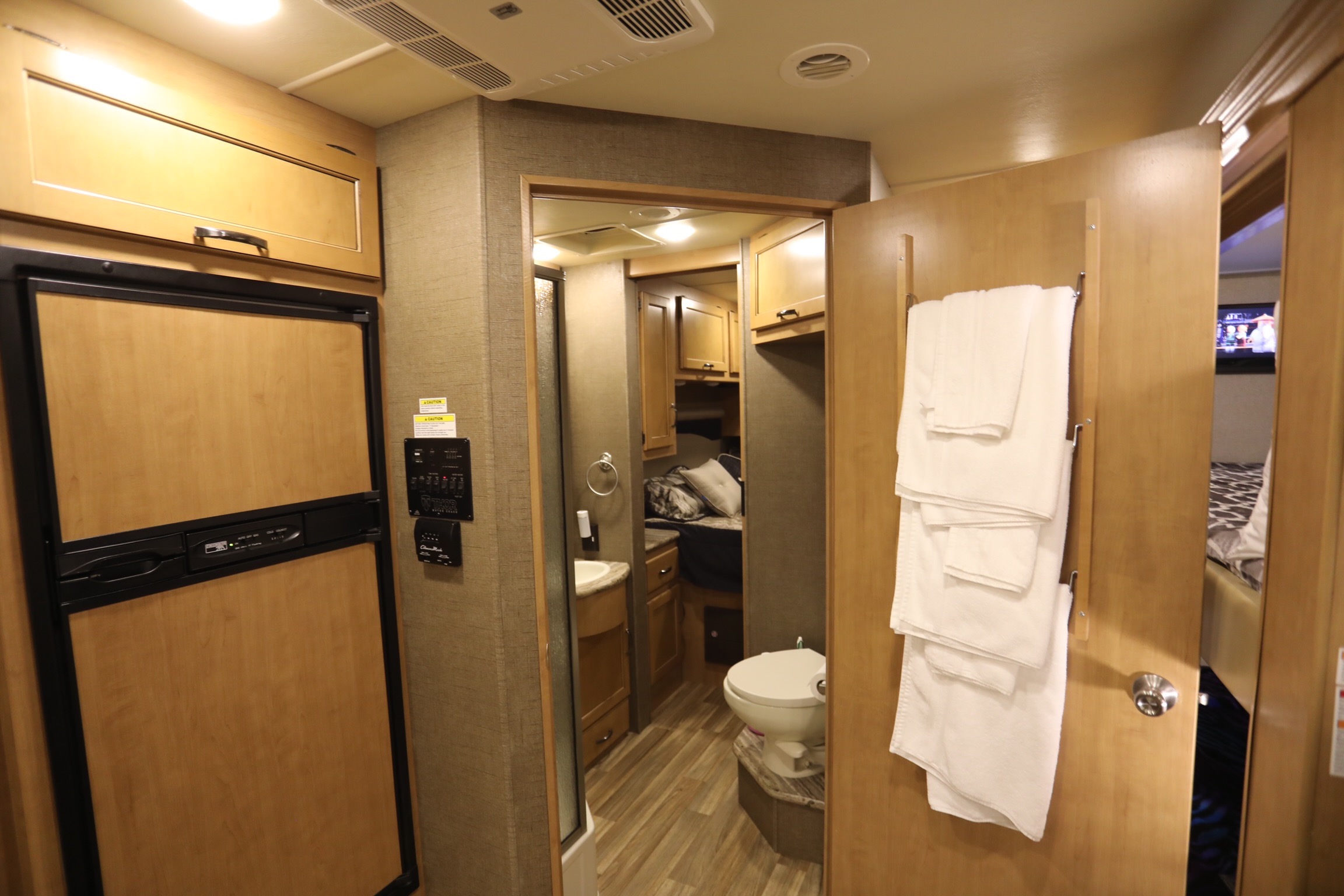 Westley's Thor Motor Coach 31.1bh Class A