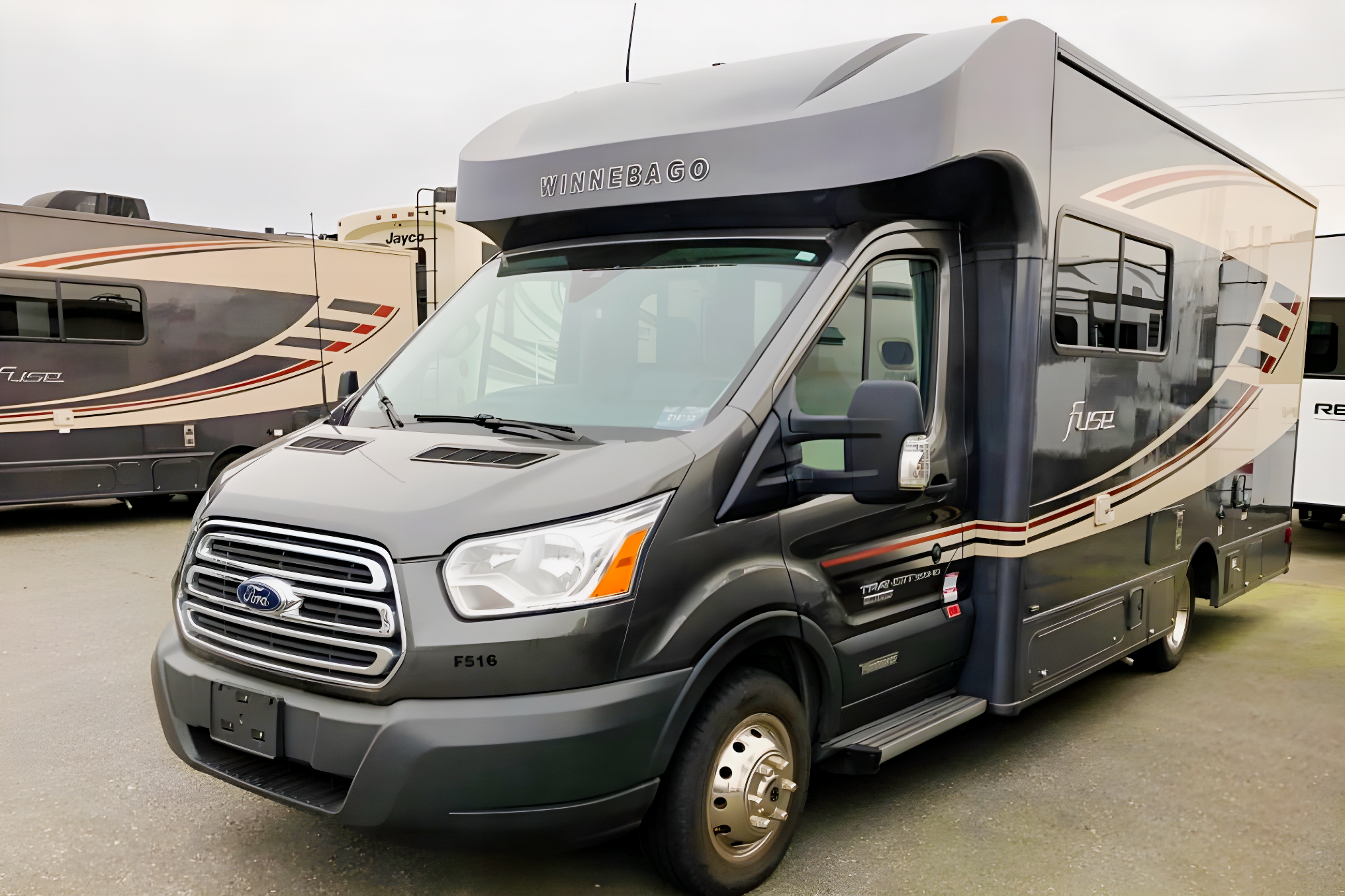 Winnebago Fuse 23T Class C
