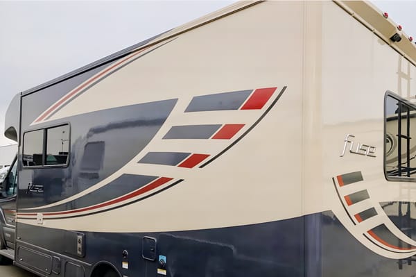 Winnebago Fuse 23T Class C