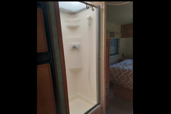 2011 Winnebago Access Class C