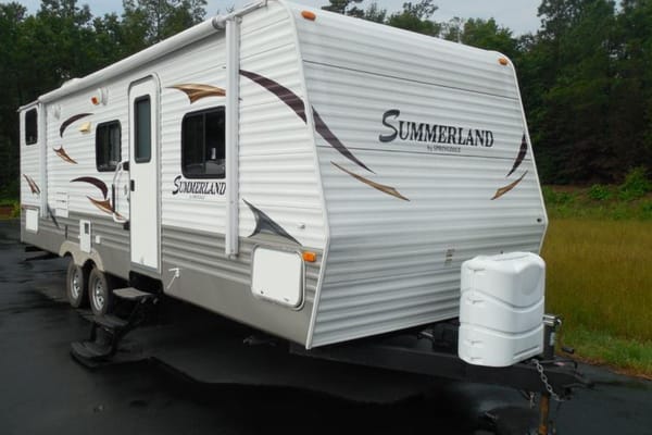 S&L’s Keystone Springdale Summerland Travel Trailer