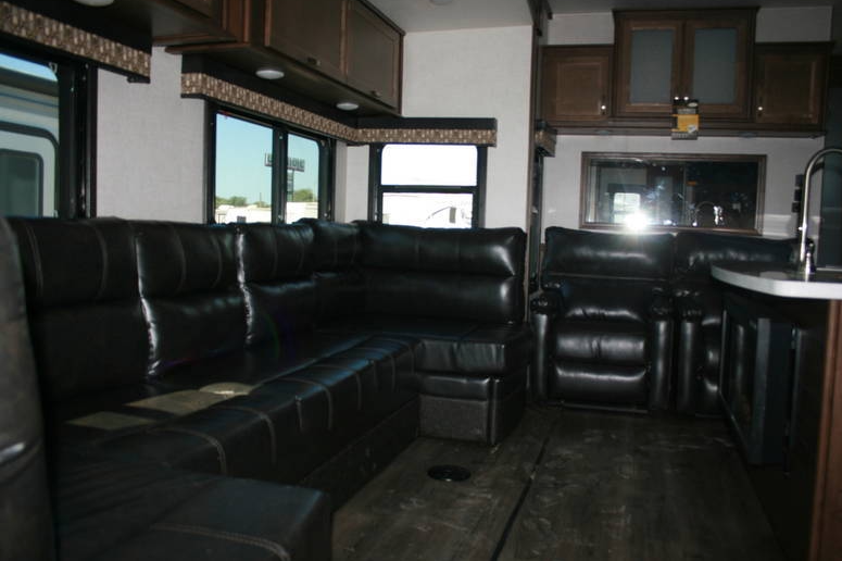 Highland Ridge Open Range 3X427BHS Fifth Wheel with Optional Wi-Fi