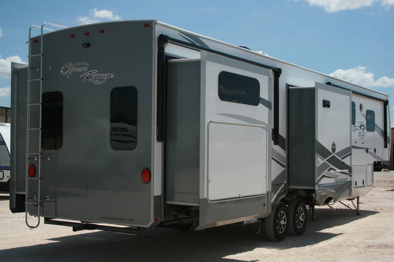 Highland Ridge Open Range 3X427BHS Fifth Wheel with Optional Wi-Fi