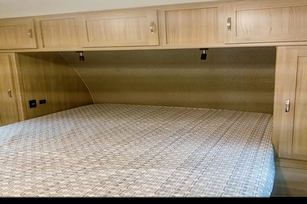 Robert's Coachmen Adrenaline Toy Hauler
