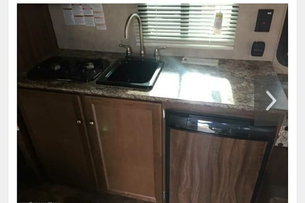 Jamie's Coachmen Clipper 16b Hybrid