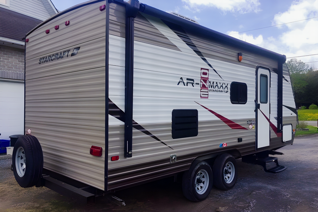 Ron's Rental's Starcraft AR-One 20BHLE Travel Trailer