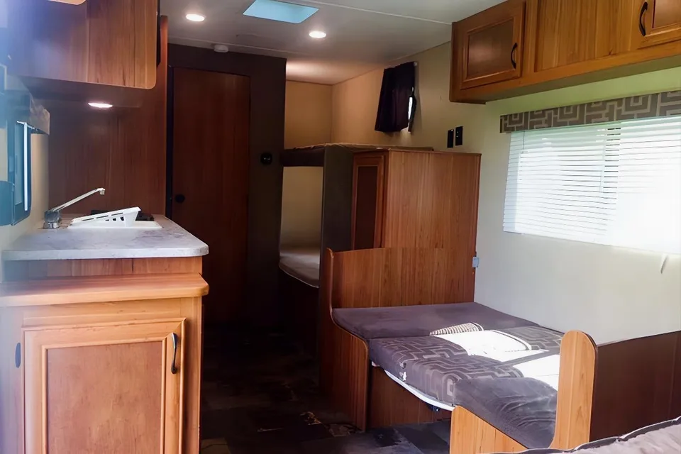Ron's Rental's Starcraft AR-One 20BHLE Travel Trailer