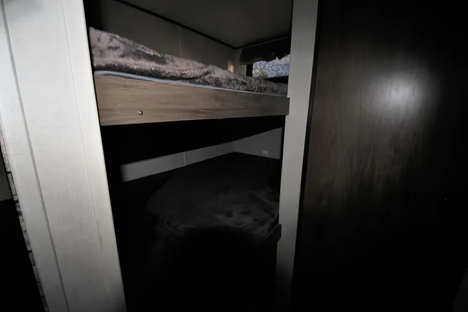 2021 Avenger Bunk House