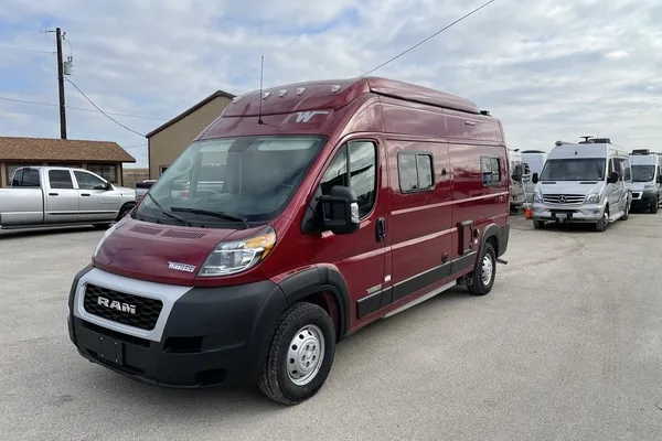 Winnebago Solis - all you need Penthouse on Wheels (sleeps 6) ready for adventure!