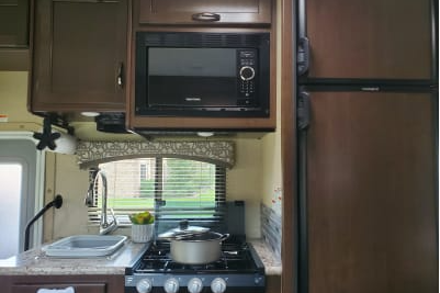RV Trippin - "Theodore" - Thor Chateau