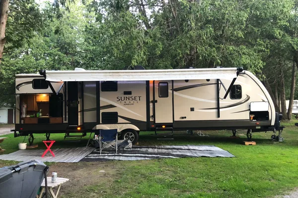 Brad's Crossroads Sunset Trail Travel Trailer