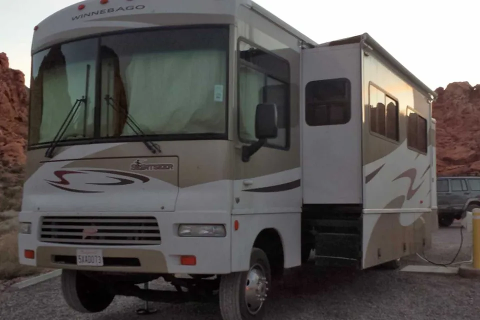 Arie's Winnebago Bunk house 35ft Class A