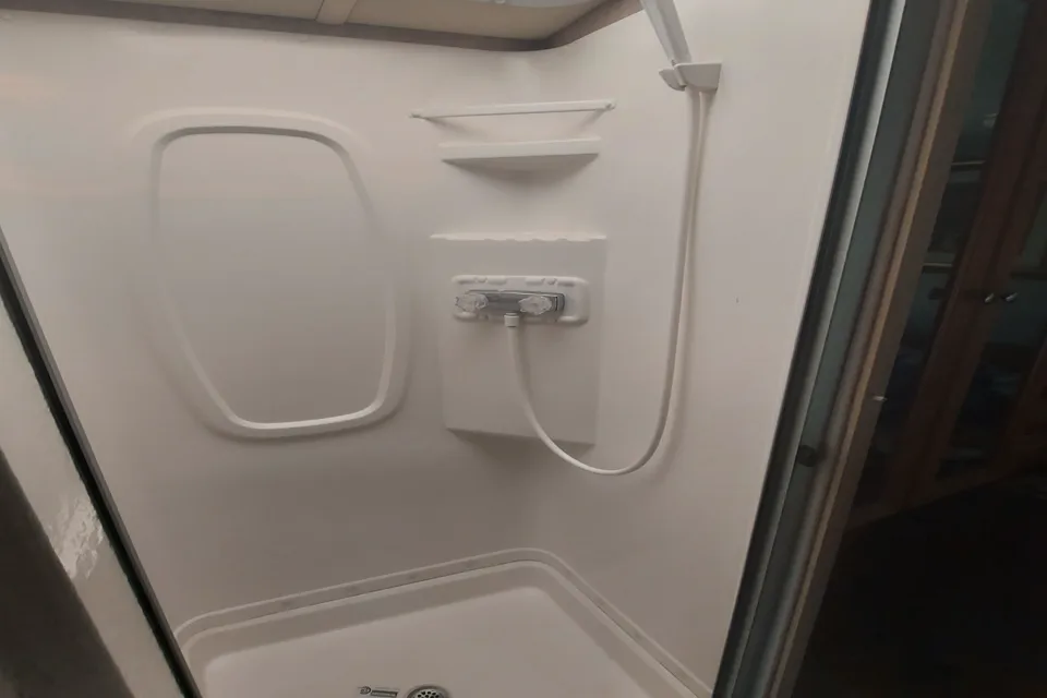 Alan's Sun star Winnebago Class A