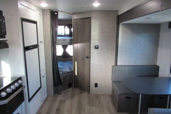 Brand new 26ft 2021 open range travel trailer