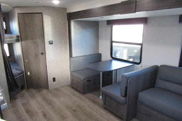Brand new 26ft 2021 open range travel trailer