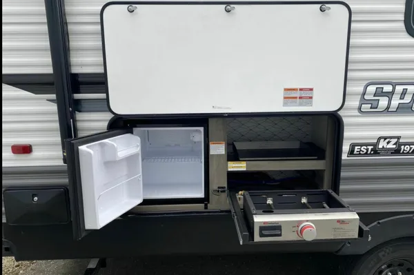 Jeff's 2021 SPORTSMEN 231BHKLE Travel Trailer