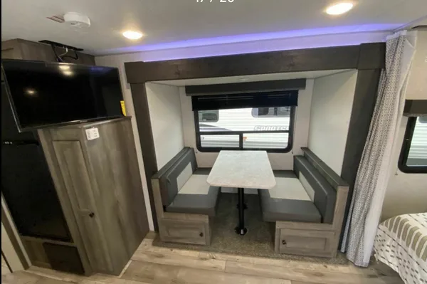 Jeff's 2021 SPORTSMEN 231BHKLE Travel Trailer