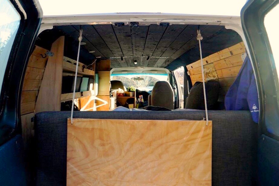 Traveling Hermit-New Age Travel and Services