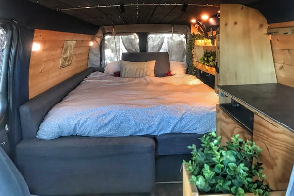 Traveling Hermit-New Age Travel and Services